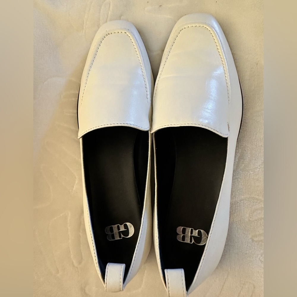Gianni Bini White Patent Leather Flats